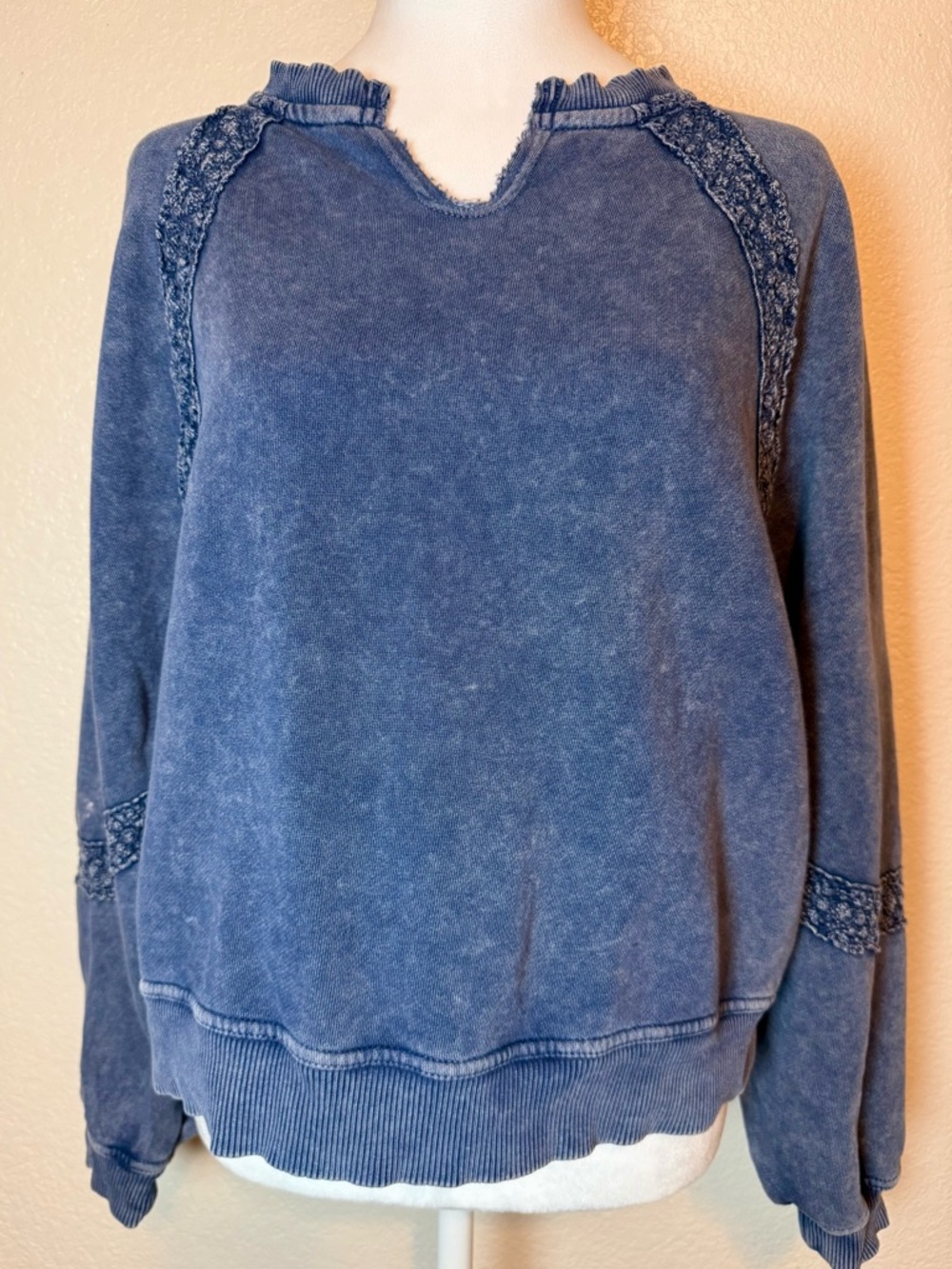 Aerie Hey Crochet Mineral Wash Blue Sweatshirt Crochet Lace Detail Oversize XS - Picture 2 of 15